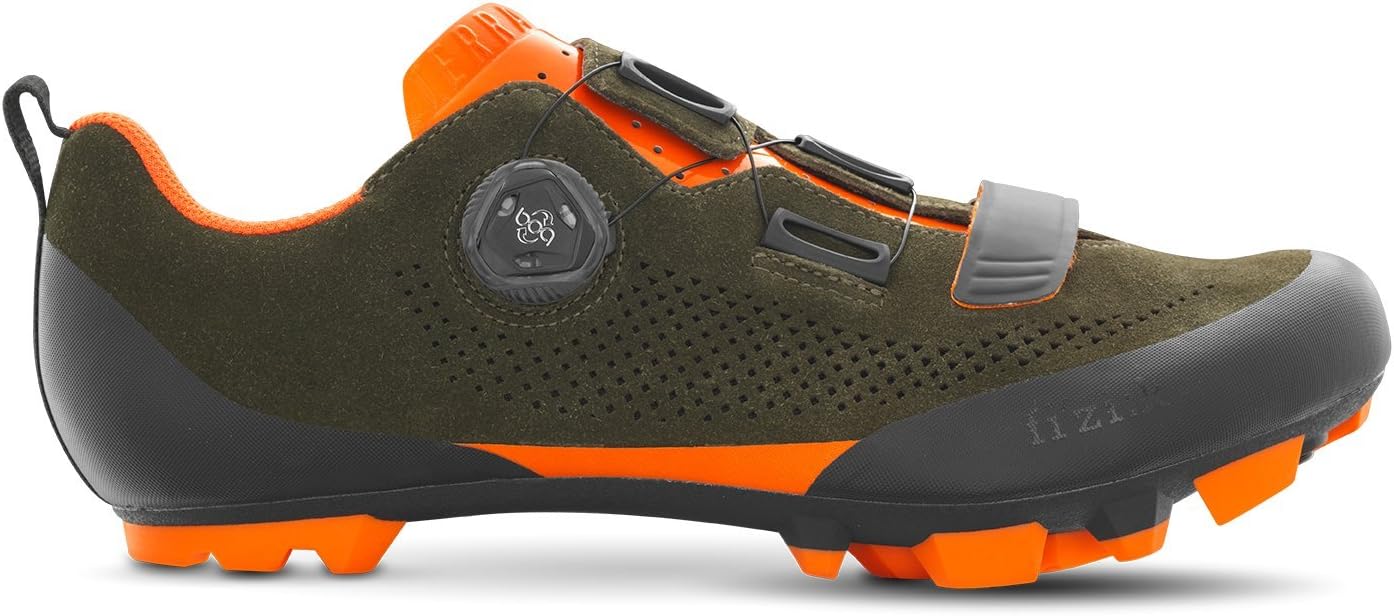 

Велосипедные туфли Fizik X5 Terra для горного велосипеда - Адаптивная посадка, Карбоновое волокно, Туфли MTB из микротекса, зеленый/оранжевый