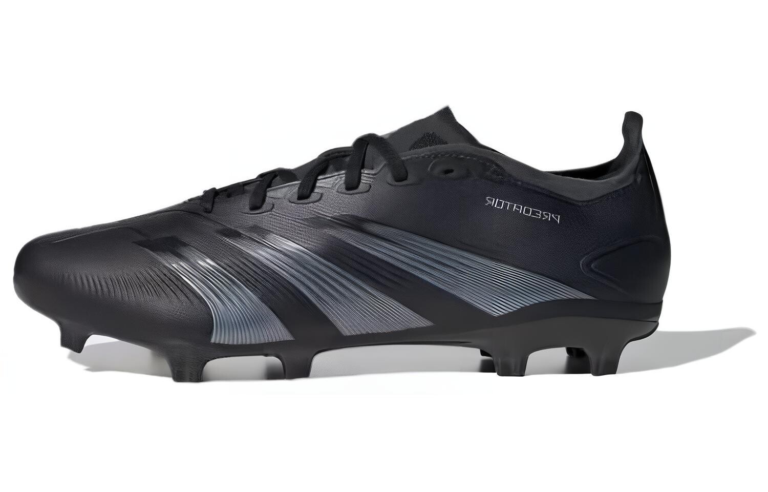 

Predator 24 League Low FG Core Черный карбон Adidas