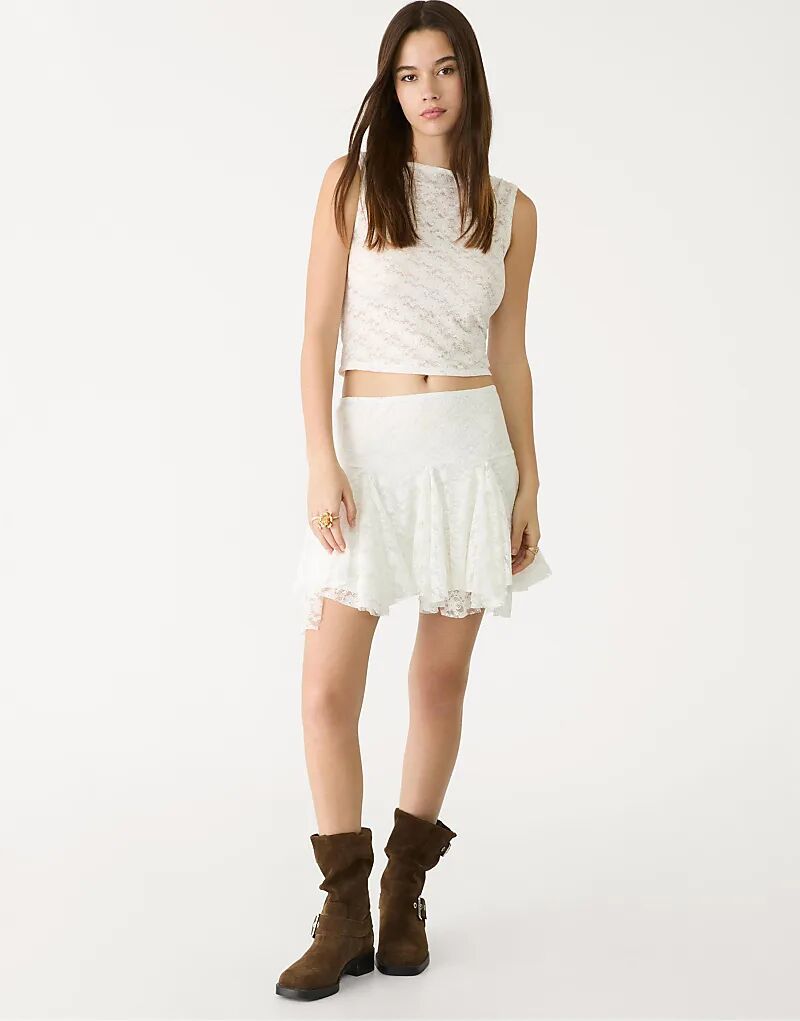 

Кружевной топ Stradivarius без рукавов белого цвета