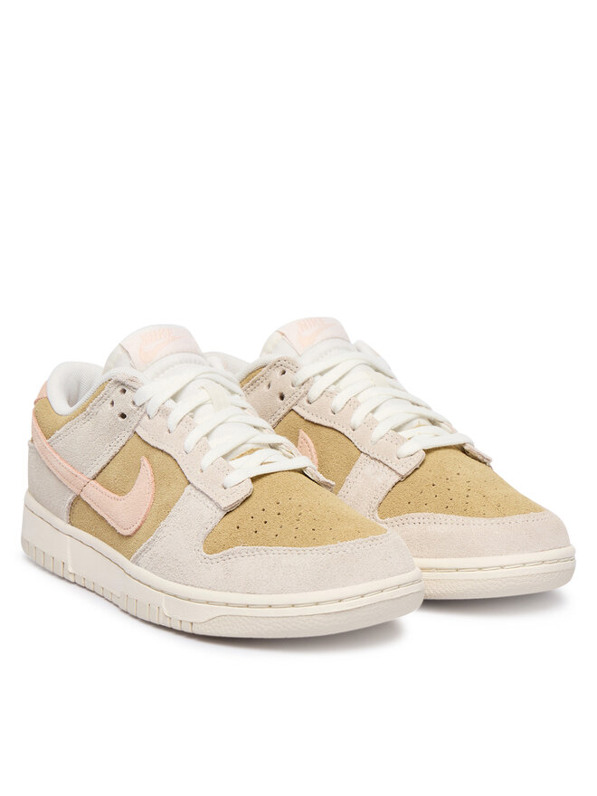Кроссовки Wmns Dunk Low IB4367 030 Nike, бежевый — фото 2