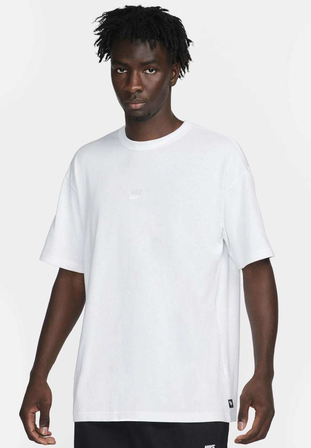 

Базовая футболка PREM ESSNTL SUST TEE Nike Sportswear, белый