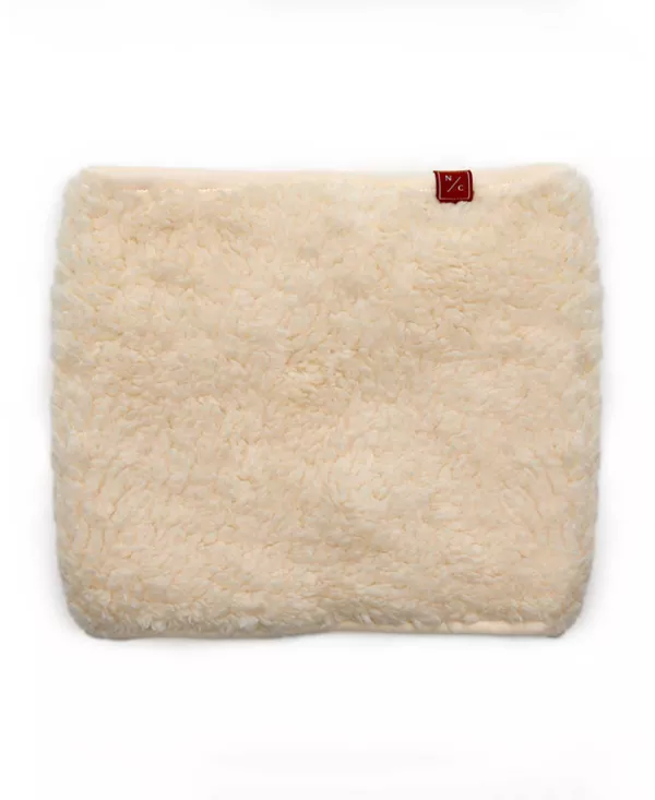 

Универсальный шарф-воротник из искусственного меха - подходит как для маленьких, так и для взрослых детей. Northern Classics, белый