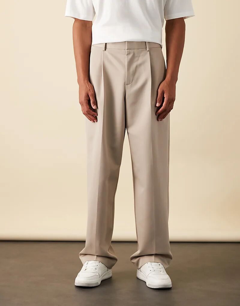 

Широкие брюки ASOS DESIGN со складкой спереди в песочном цвете
