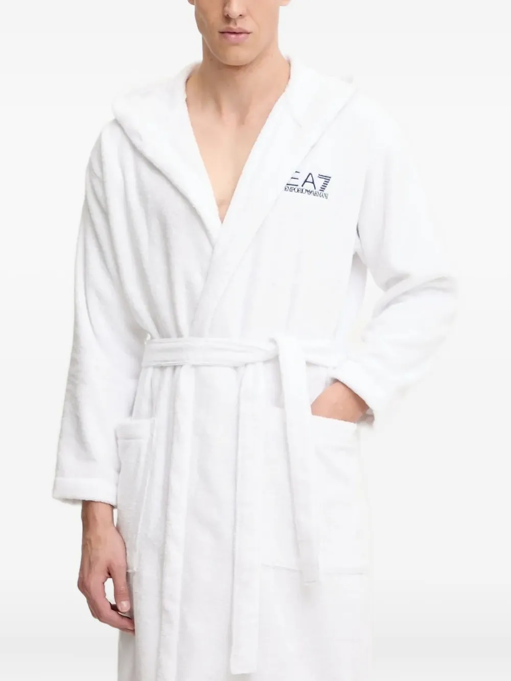 

Халат с вышитым логотипом Ea7 Emporio Armani, белый