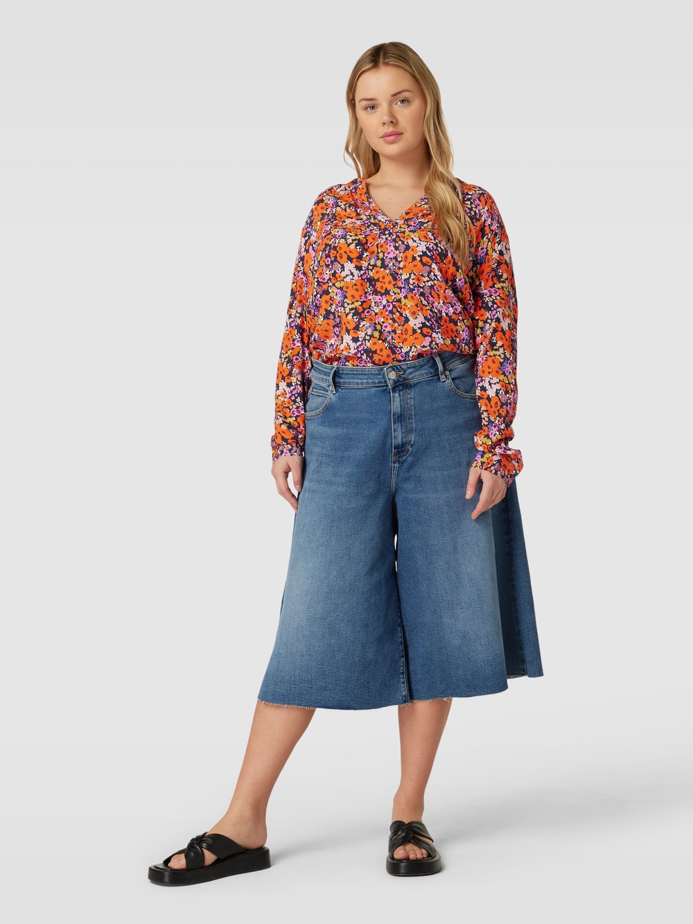 

Блузка-рубашка PLUS SIZE с цветочным узором Esprit Curvy