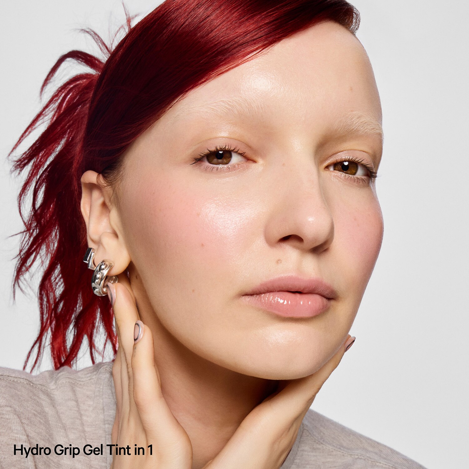 Тональная основа Hydro Grip Gel Tint Milk, 10 (35 ml) — фото 3
