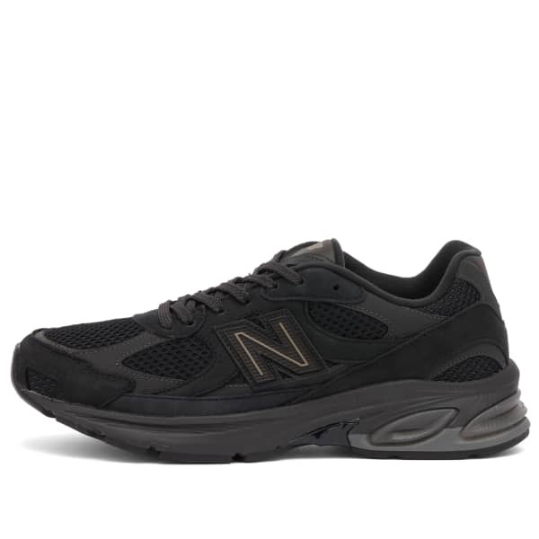 

Кроссовки 2010 года New Balance, черный