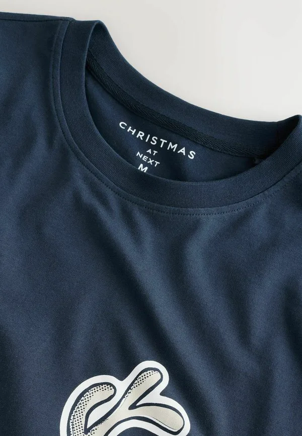 Футболка стандартного кроя с рождественским принтом Next, Navy Blue Reindeer — фото 2