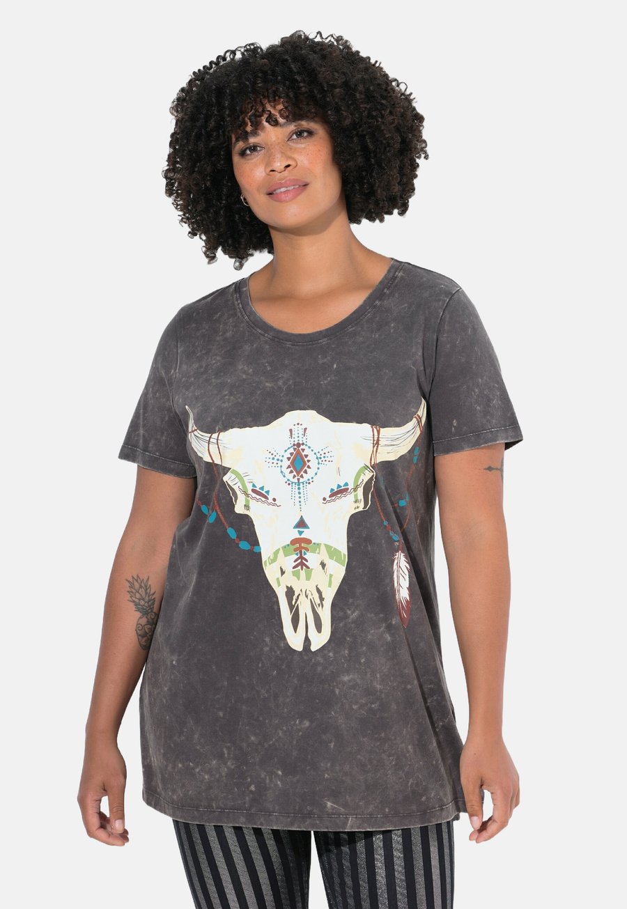 

Футболка Angel of Style COMFORT FIT COW SKULL , Anthracite/Grey Denim, Черный, Футболка Angel of Style COMFORT FIT COW SKULL , Anthracite/Grey Denim