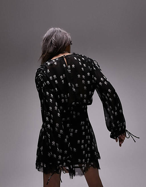 

Однотонное платье мини с воротником и необработанными швами Topshop