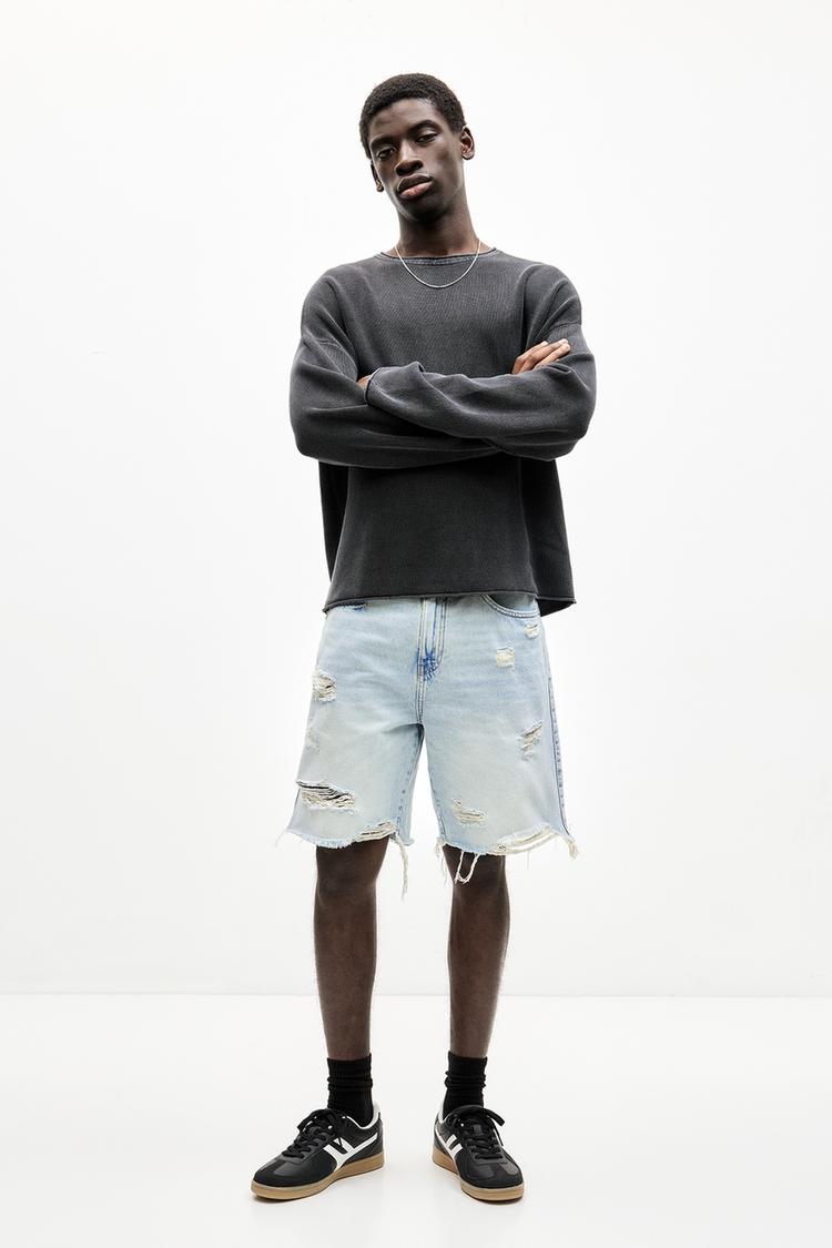 

Шорты-Бермуды из рваного денима Pull And Bear, индиго