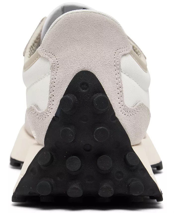 Женские повседневные кроссовки 327 от Finish Line New Balance, белый — фото 4