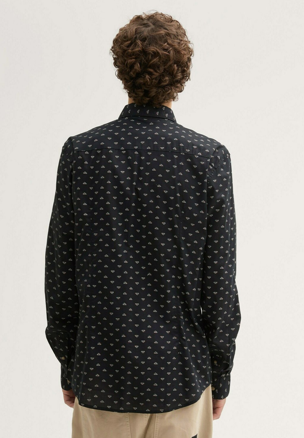 

Рубашка MIT PRINT TOM TAILOR DENIM, черный