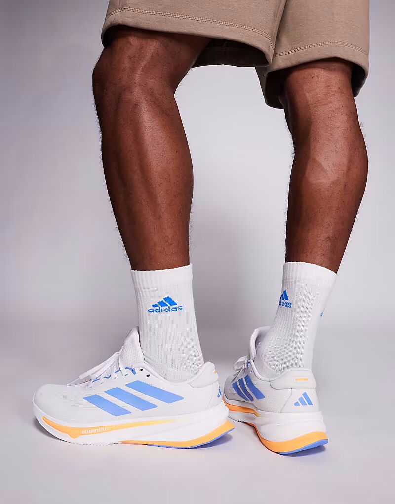 Кроссовки Adidas Running Supernova Rise 2 белого, синего и оранжевого цветов Adidas Performance — фото 2