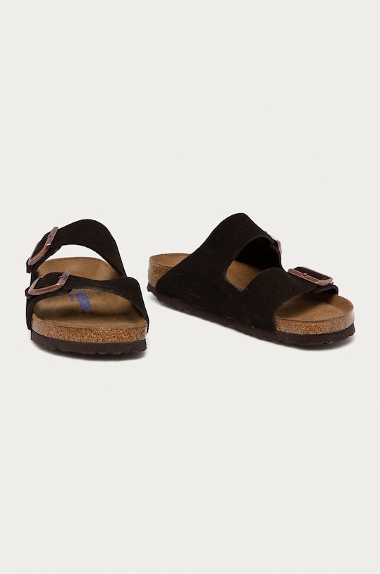 Замшевые шлепанцы Arizona Birkenstock, коричневый — фото 2