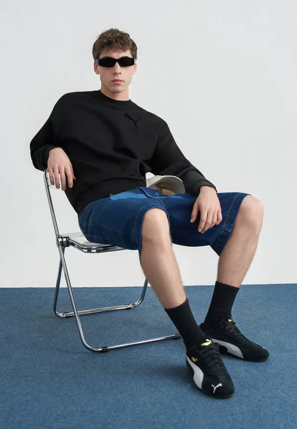

Толстовка с высоким логотипом кошки, свободного кроя, с круглым вырезом. Puma, Puma Black, Черный, Толстовка с высоким логотипом кошки, свободного кроя, с круглым вырезом. Puma, Puma Black