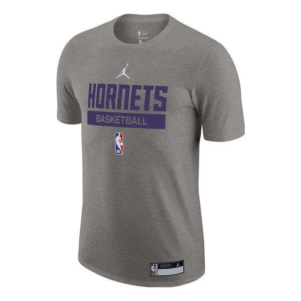 

Футболка Air Jordan x NBA Charlotte Hornets T-Shirt 'Grey', серый