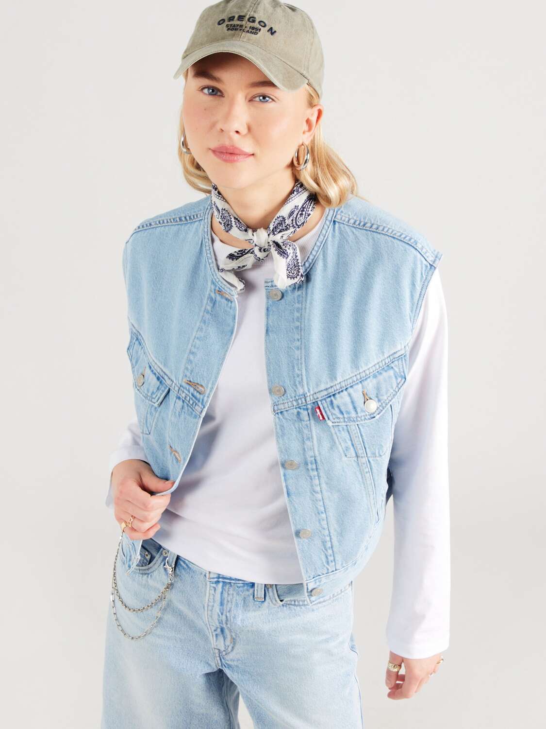 LEVI'S  Жилет 'Collarless Shrunken '90s Trucker Vest' в синем дениме — фото 3