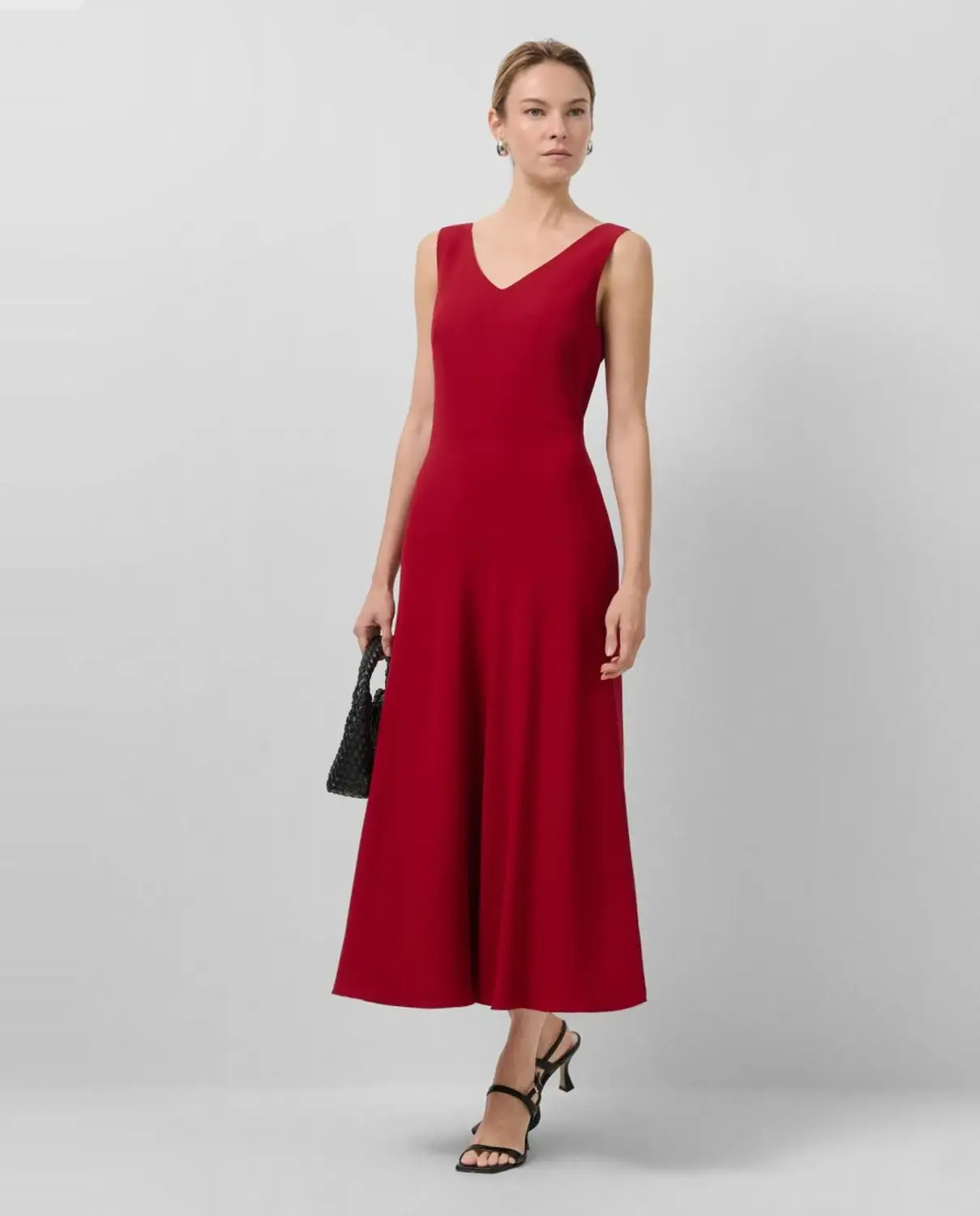 

Миди-платье с запахом и креповой тканью Roberto Verino, гранатовый