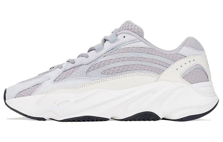 

Кроссовки Adidas Originals Yeezy Boost 700 V2 Static (2018/2022), серый/белый