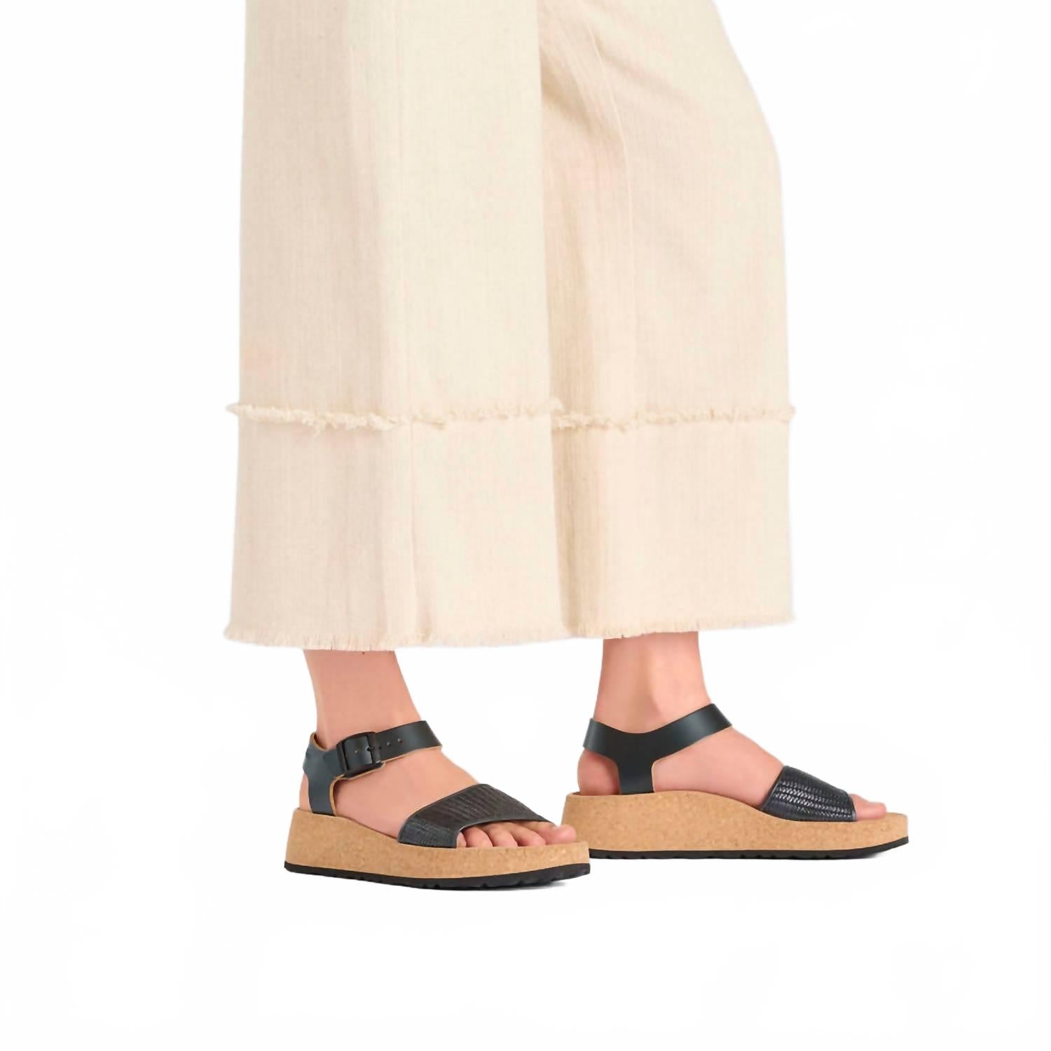 Женские сандалии Glenda с французским кантом в черном цвете Birkenstock — фото 2