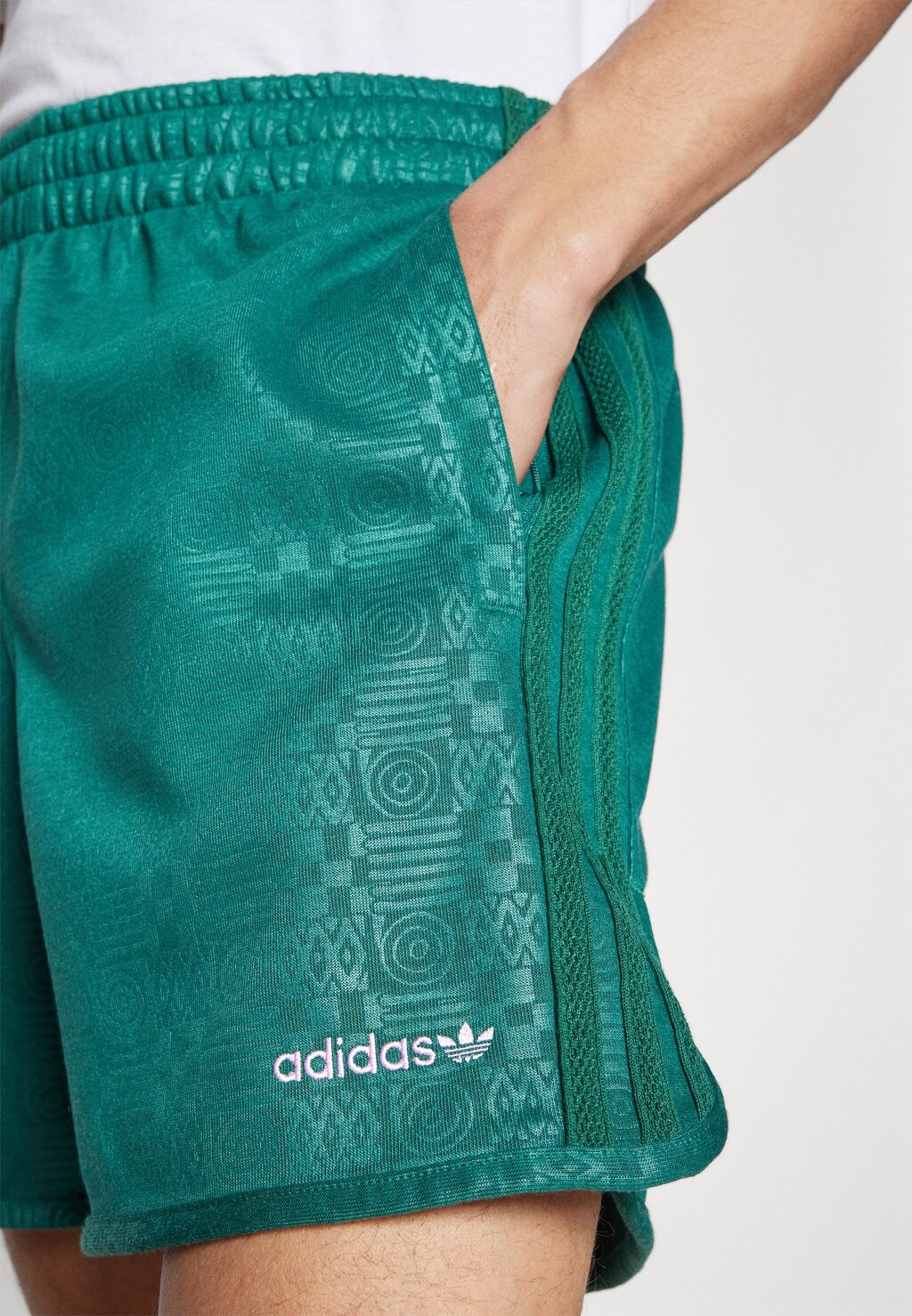 

Шорты 80S Sprint Unisex adidas Originals, студенческие зеленые