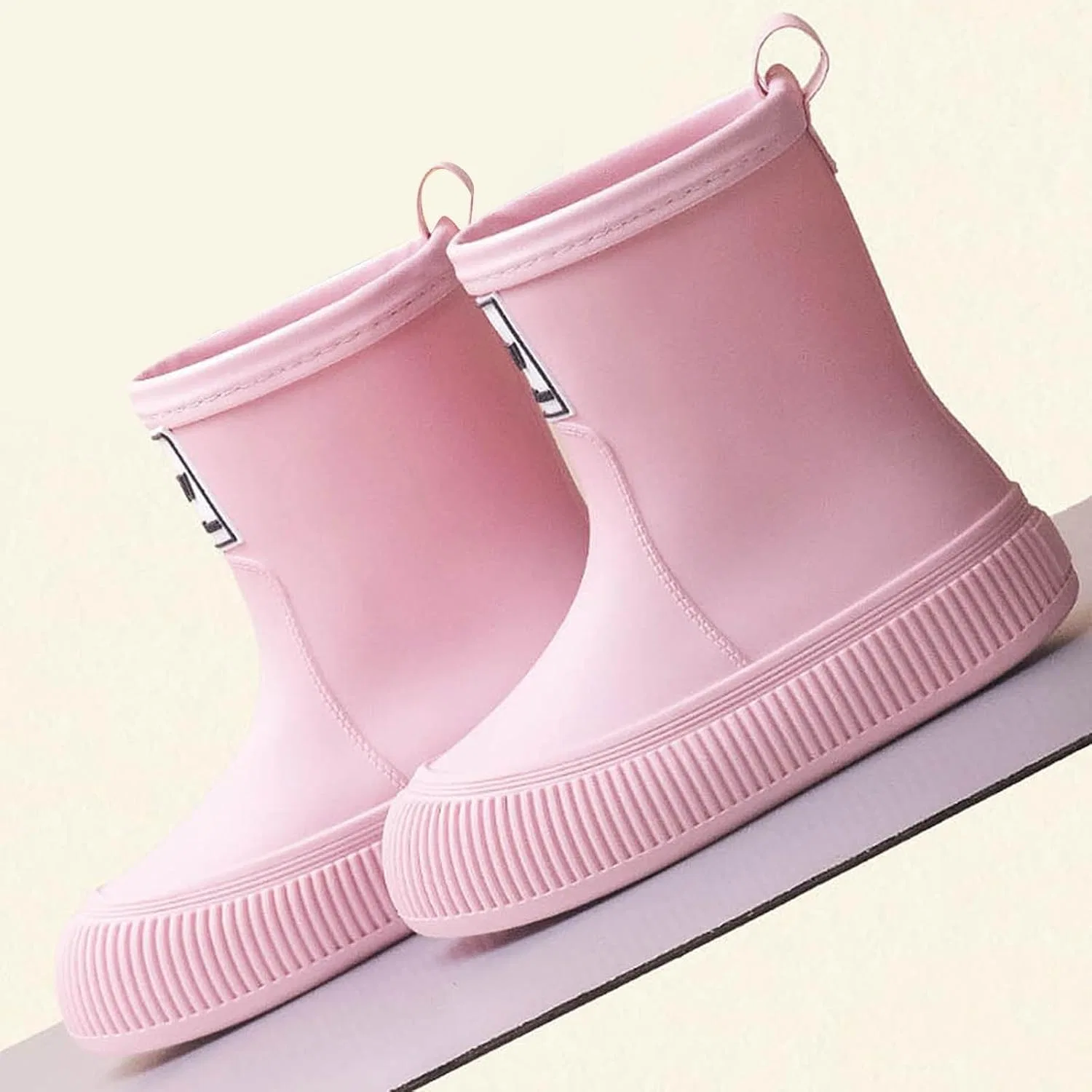 Детские резиновые сапоги для девочек с принтом, модель Kids Stylish Mid Calf Rubber Rain Boots, Pink — фото 4