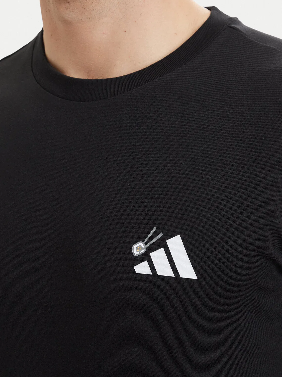 Мужская футболка стандартного кроя Sushi Graphic Adidas, черный — фото 4