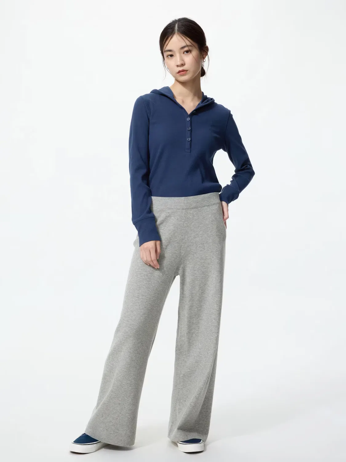 Брюки трикотажные Uniqlo, короткие и стираемые, серые