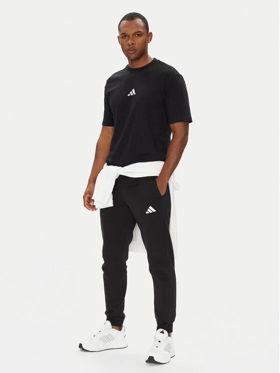Футболка regular fit Essentials Small Logo Adidas, черный — фото 2