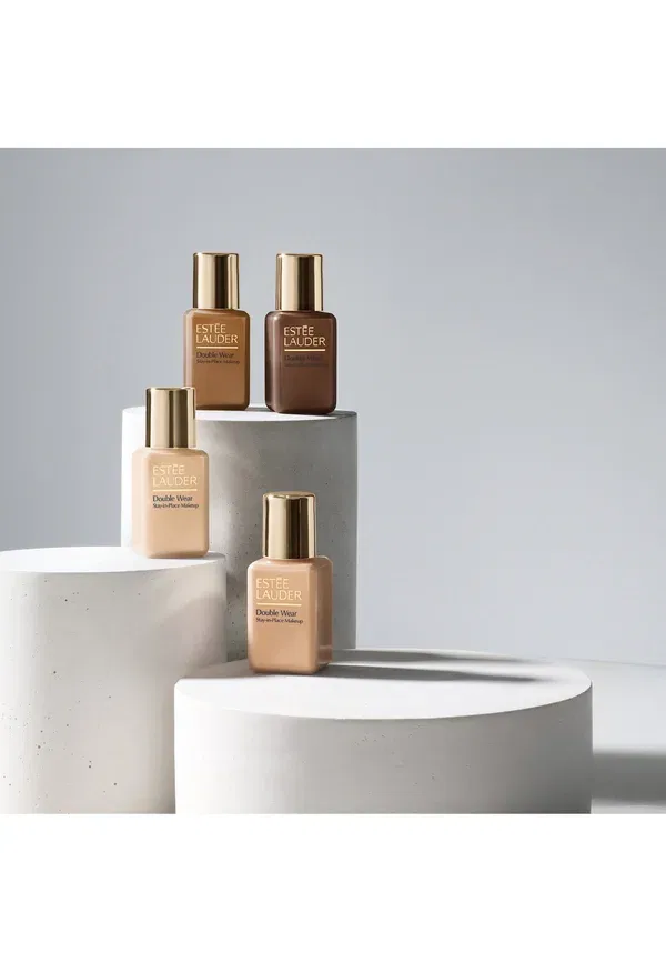 Миниатюрная стойкая тональная основа для макияжа Double Wear 15 мл Estee Lauder, цвет 3w1 tawny — фото 3
