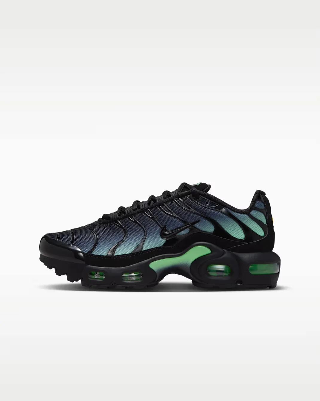 Кроссовки подростковые Nike Air Max Plus, черный/зеленый