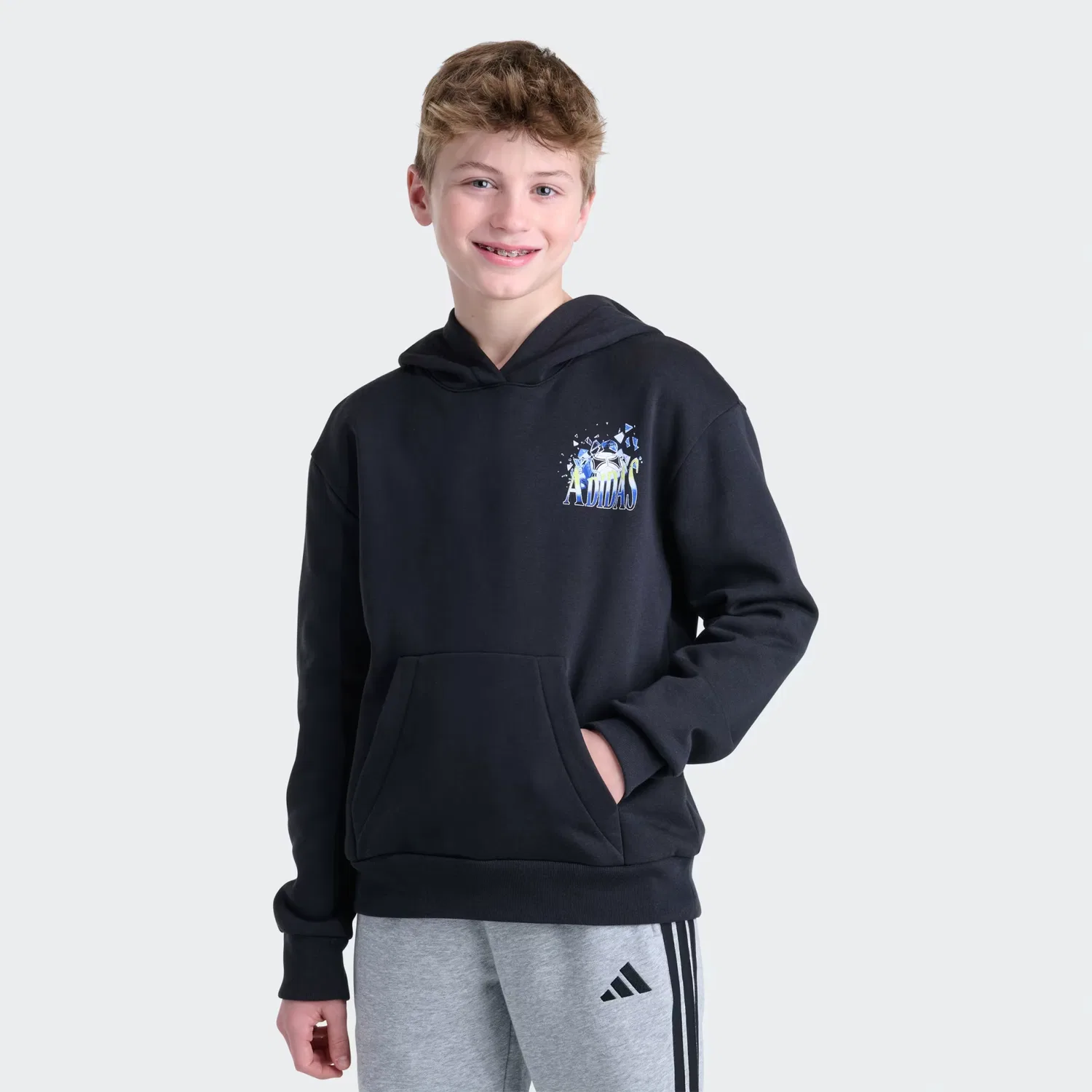 Детская толстовка с капюшоном и графическим принтом Adidas Sportswear, черный