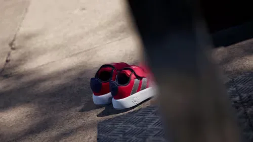 Детские кроссовки с 3D-декором Spider-Man Grand Court Adidas Sportswear, рубиновый/серебристый/темно-синий — фото 2