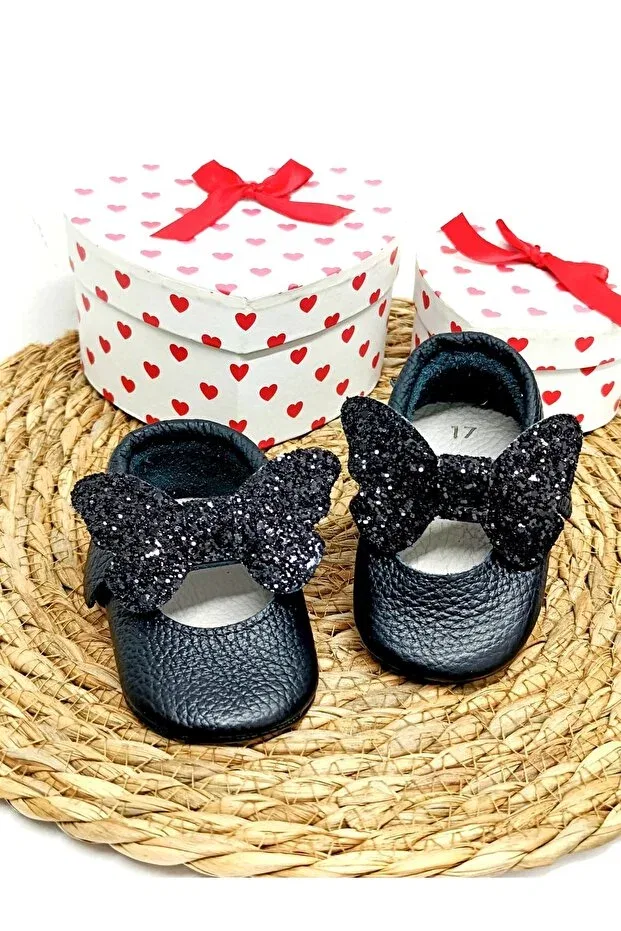 Детские мокасины-ботиночки для девочек с пайетками Bella model Minibiri, Black