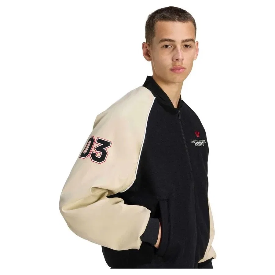 Мужская куртка с капюшоном adidas JKT KE2243, Черный — фото 4