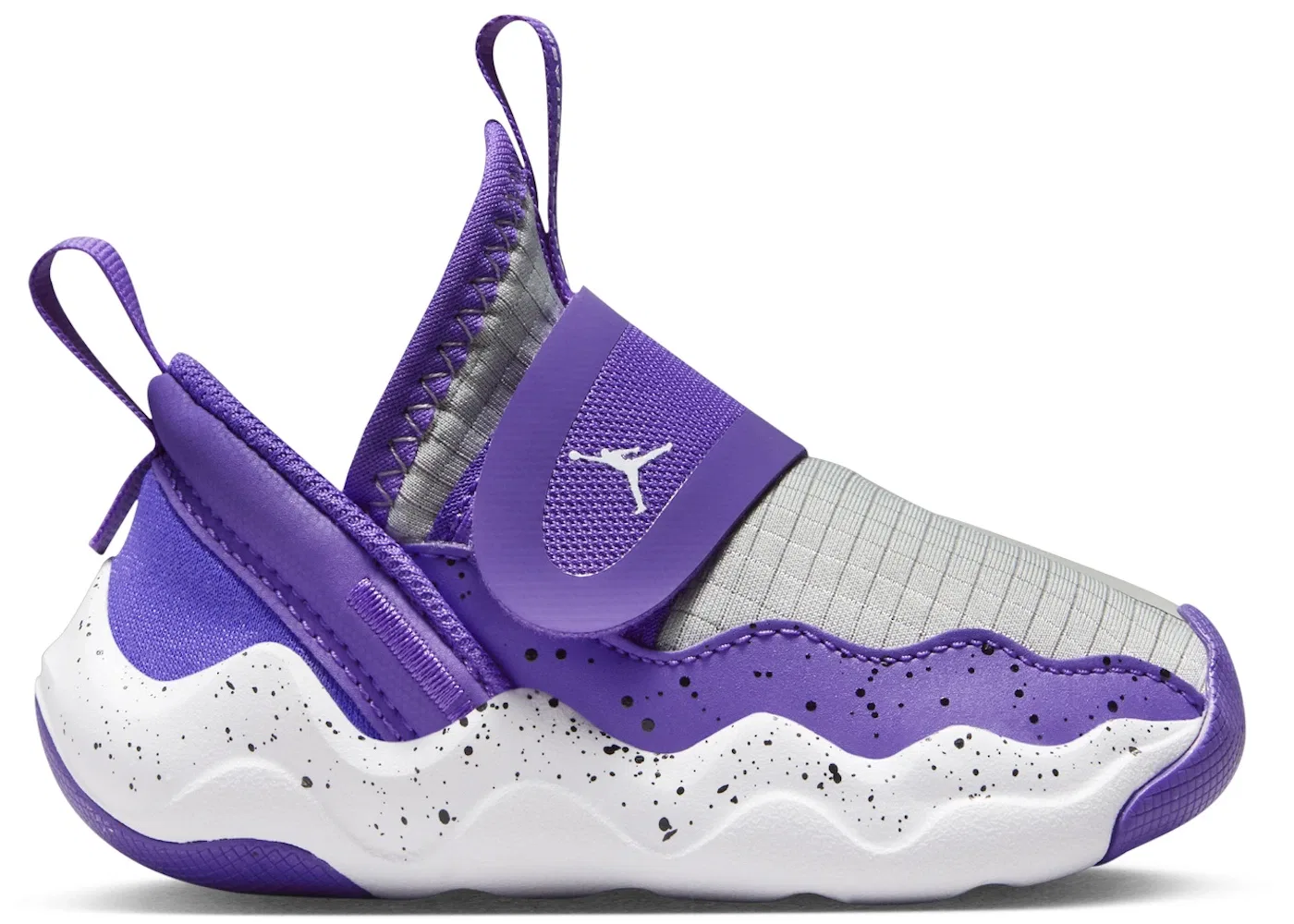 Детские кроссовки для мальчиков с контрастными элементами Jordan 23/7 Jordan, Purple Venom/Medium Silver/White