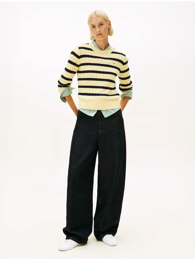 Свитер с кабельным узором и круглым вырезом TOMMY HILFIGER, Lemon — фото 3