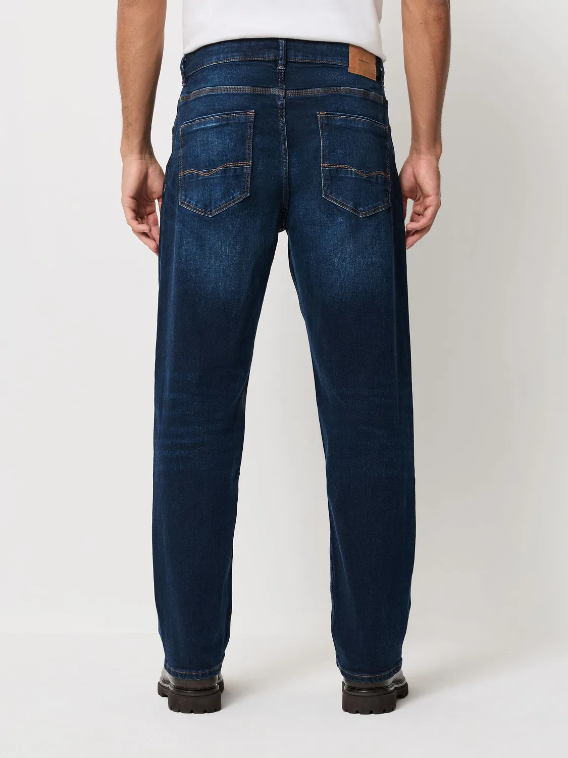 Джинсы Relaxed Fit Authentic Stretch Denim Next, Ink — фото 2
