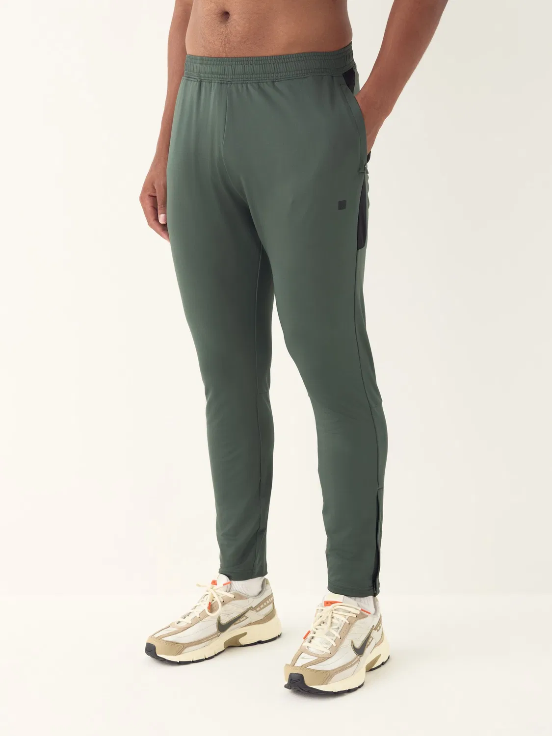 Джоггеры спортивные Slim Fit Active Woven Next, хаки зеленый