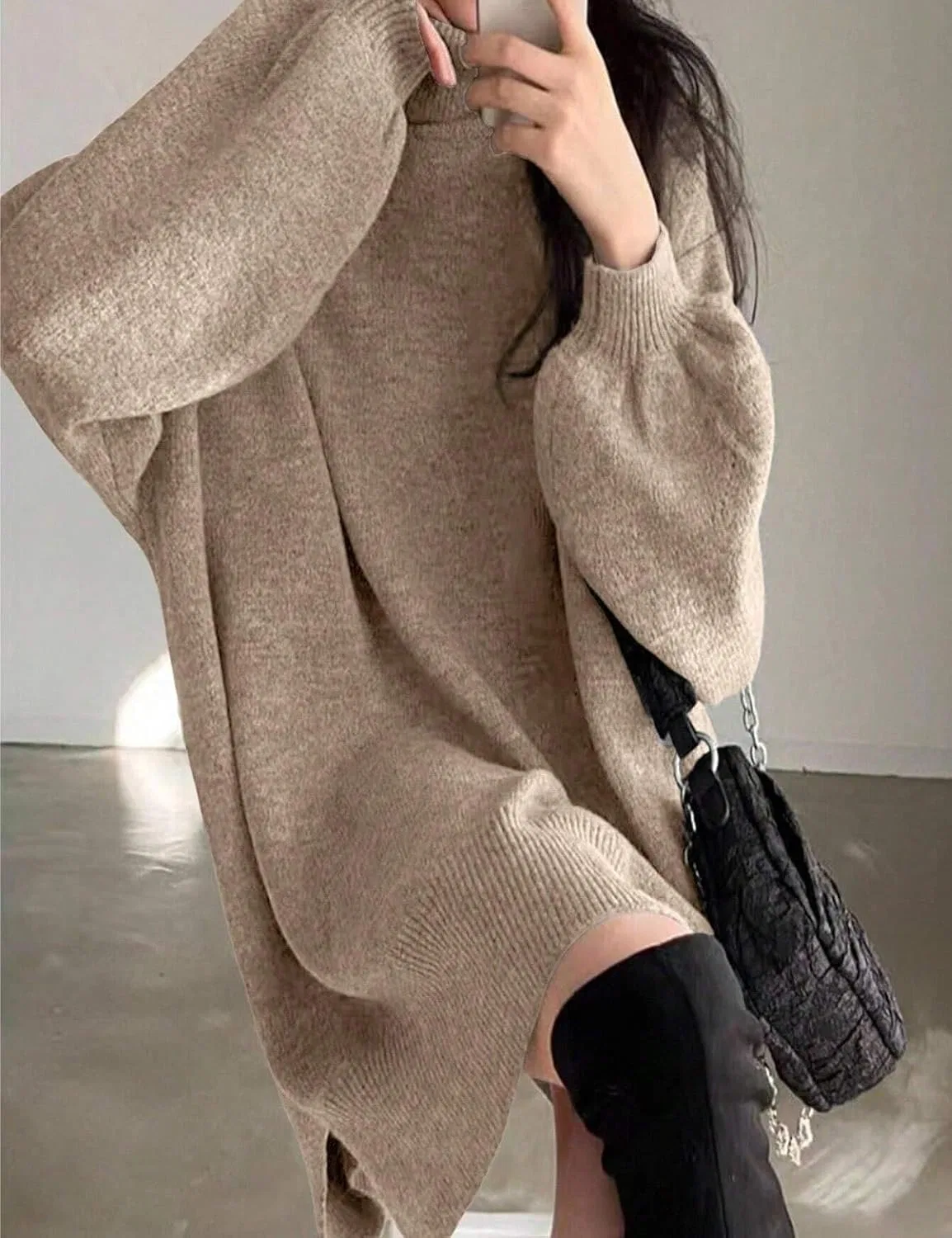 Женское свободное платье с высоким воротником свитерное Knitted, Camel — фото 3