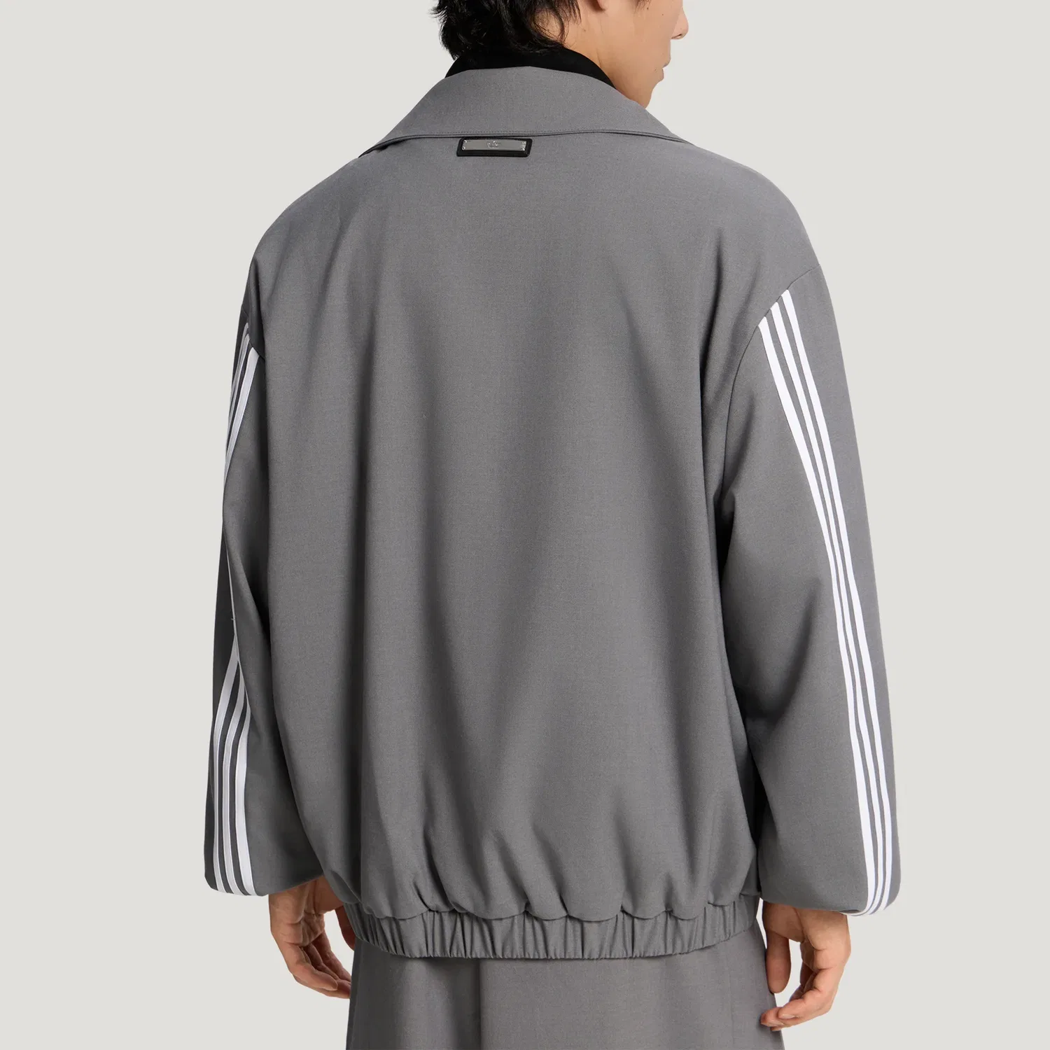 Мужская куртка с воротником-стойкой Adidas Originals, Gray — фото 2