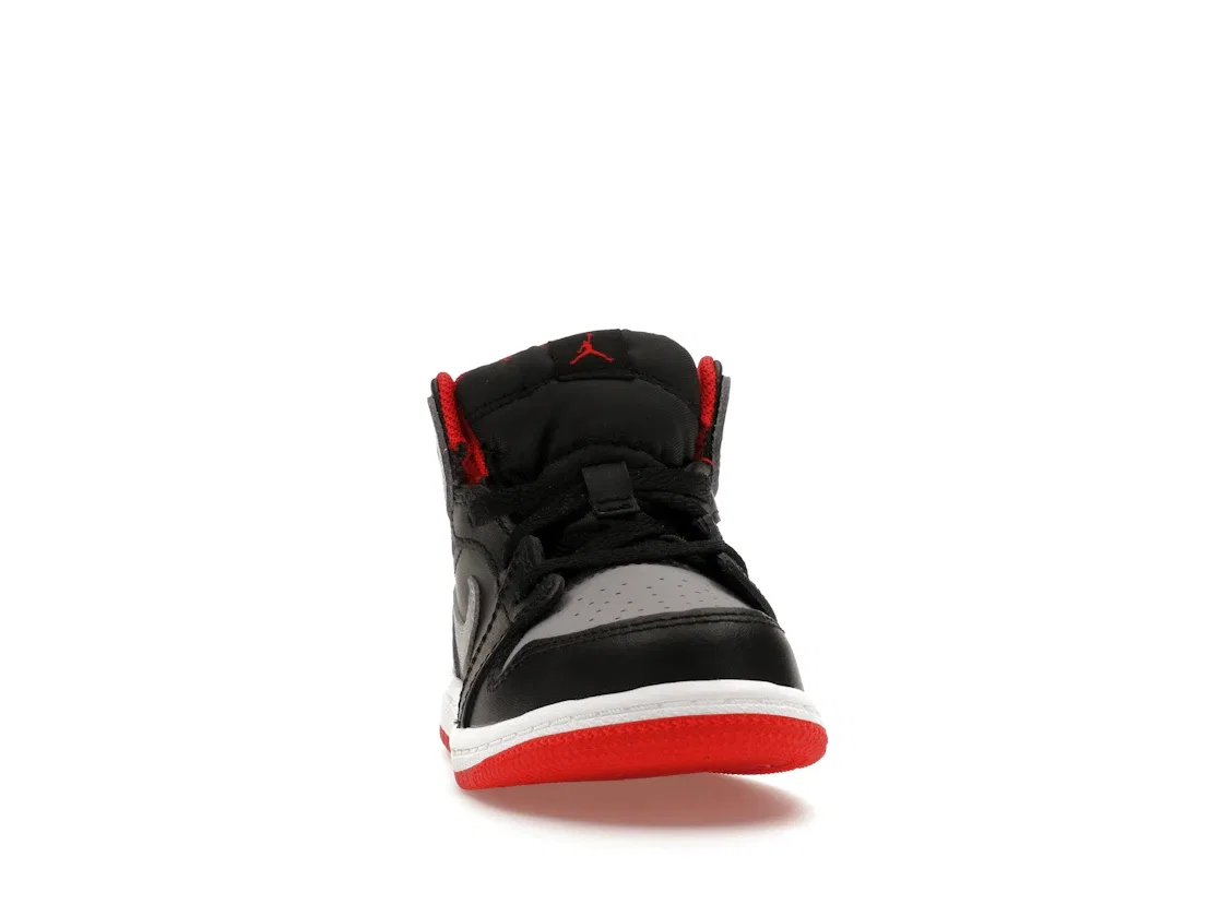 Детские кроссовки Lifestyle с высоким берцем Jordan 1 Mid Jordan, Black/Fire Red/White/Cement Grey — фото 2