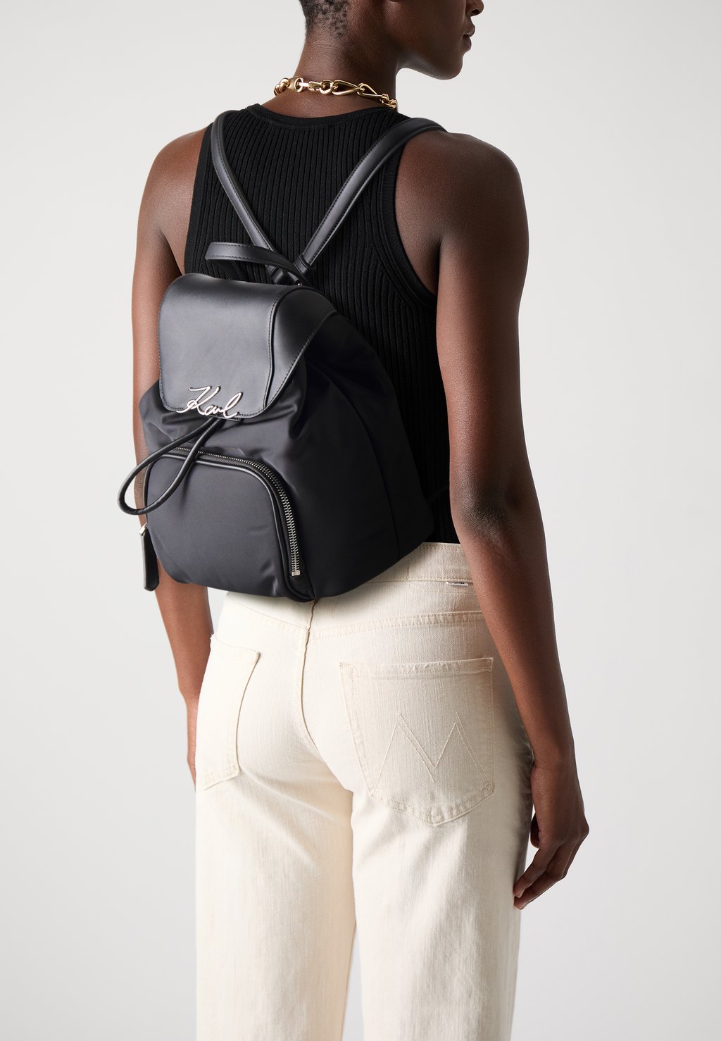 

Рюкзак SIGNATURE BACKPACK KARL LAGERFELD, черный