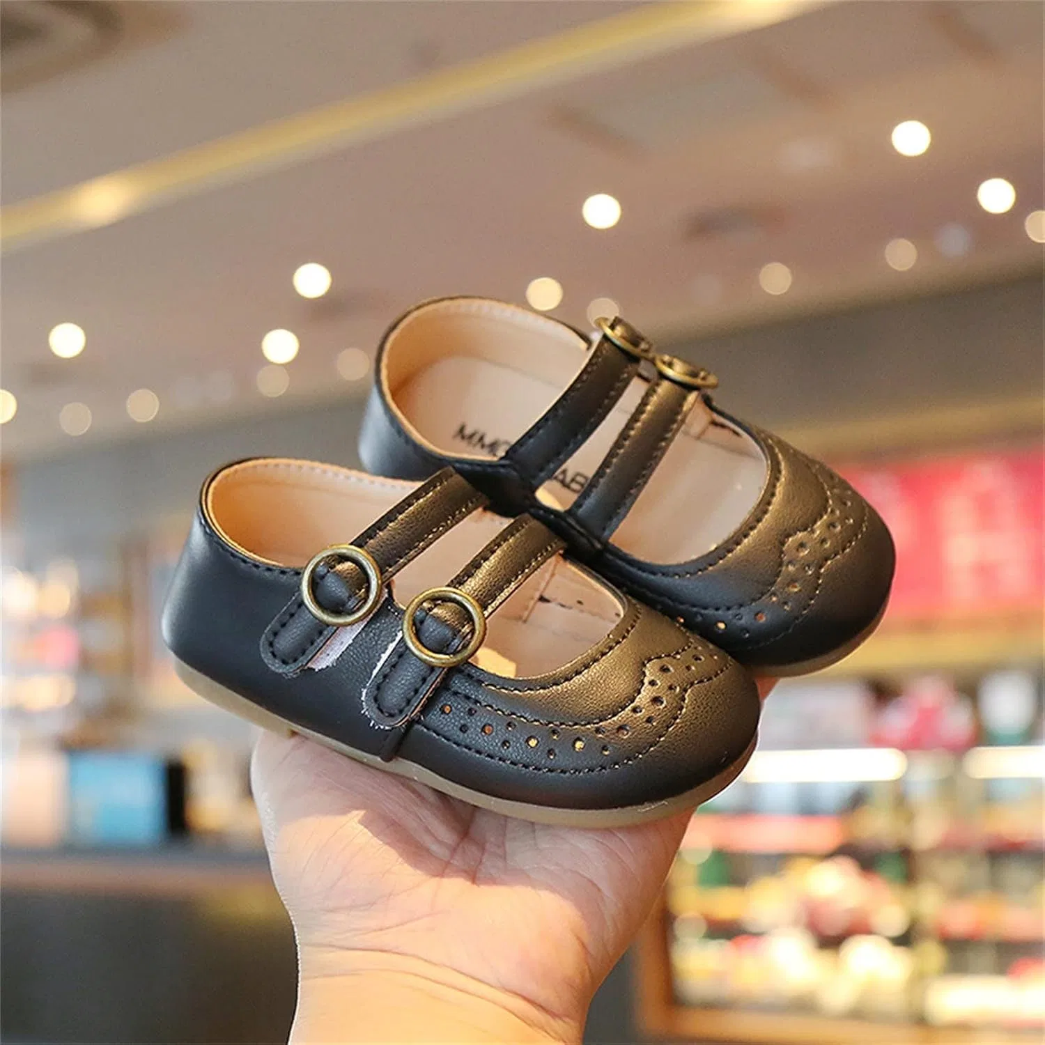 Детские ботинки для девочек с перфорацией Link Shoes Summer And Autumn, Black — фото 4