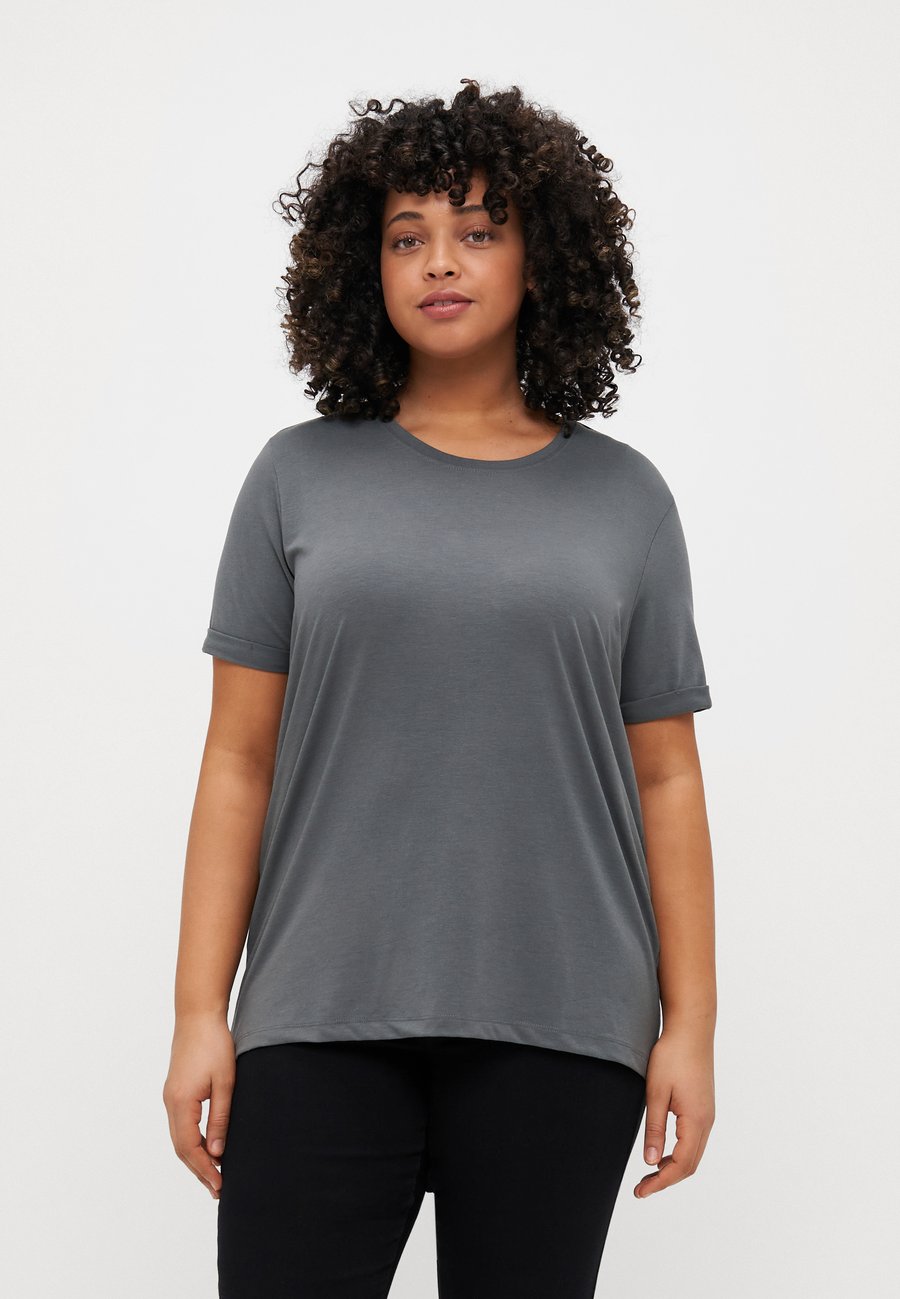 

Футболка ONLY Carmakoma CARMOSTER FOLD UP , Balsam Green/Dark Green, Зеленый, Футболка ONLY Carmakoma CARMOSTER FOLD UP , Balsam Green/Dark Green