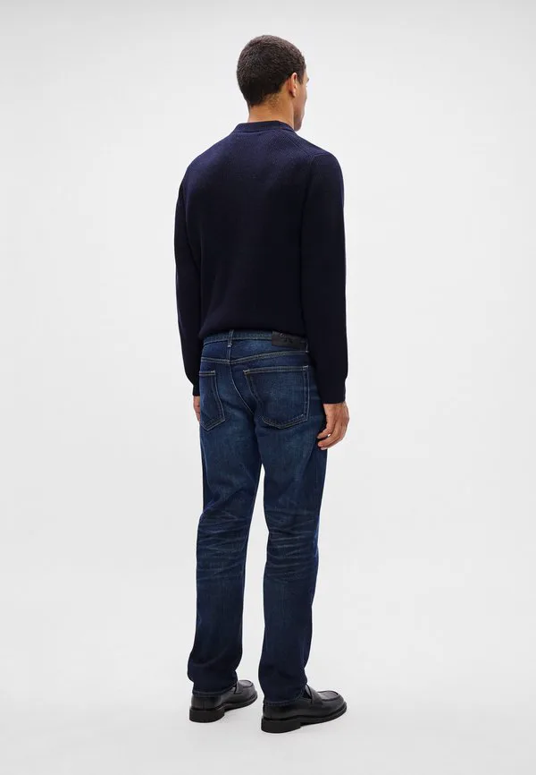 Узкие прямые джинсы облегающего кроя Calvin Klein, Dark Casper — фото 4