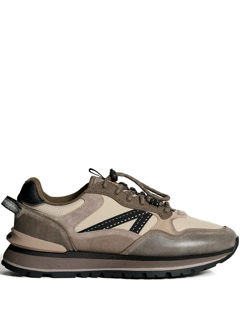 

Кроссовки City Off Road с комбинированными вставками Hoff, серый