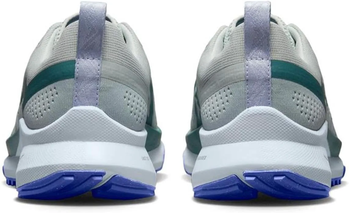 

Мужские кроссовки для бега Nike Pegasus Trail 4, светло-серебристый