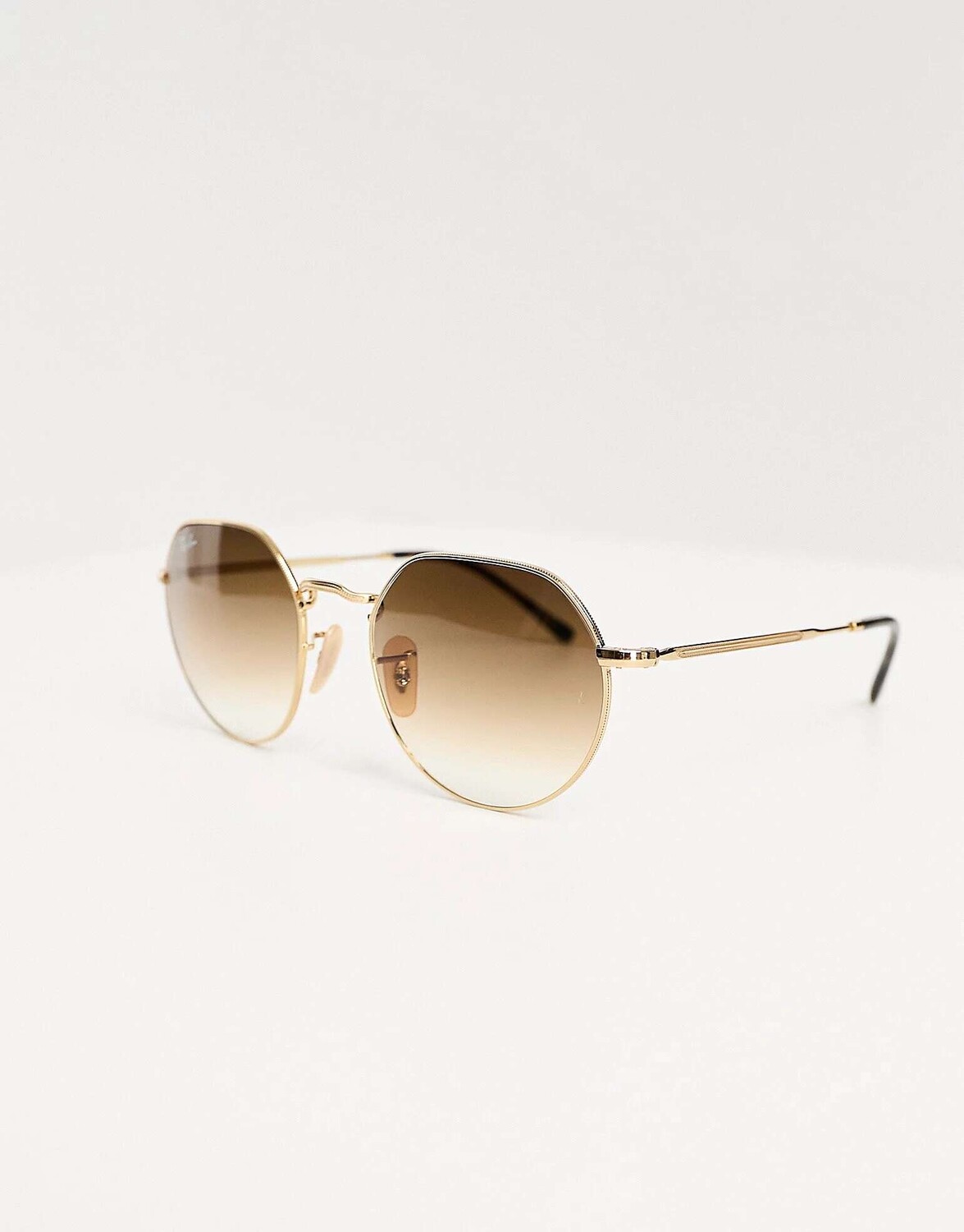 

Очки Ray-Ban Jack в круглой шестигранной оправе золотого и коричневого цветов
